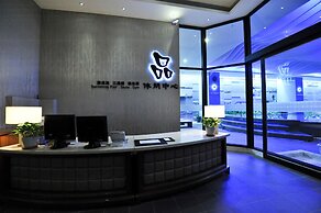 Golden Tulip - Aesthetics