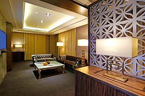 Golden Tulip - Aesthetics