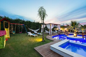 Cretan Residence Mediterranean Luxury Private Villas