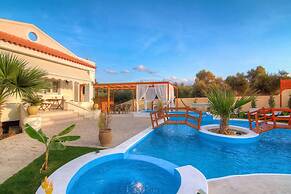 Cretan Residence Mediterranean Luxury Private Villas