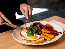 Mercure Newcastle Airport