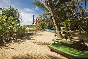 Rockside Beach Resort