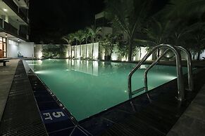 Rockside Beach Resort