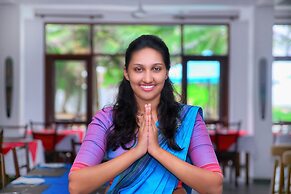 Rockside Beach Resort