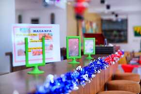 Rockside Beach Resort