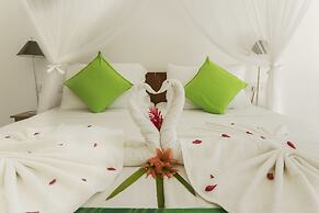 Rockside Beach Resort