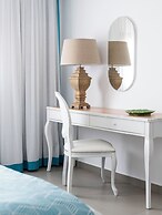 Avaton Luxury Beach Resort - Relais & Chateaux