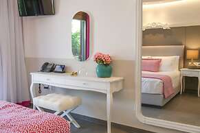 Avaton Luxury Beach Resort - Relais & Chateaux