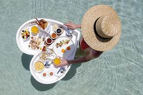 Avaton Luxury Beach Resort - Relais & Chateaux