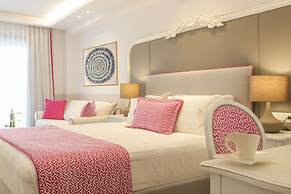 Avaton Luxury Beach Resort - Relais & Chateaux