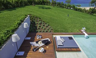 Avaton Luxury Beach Resort - Relais & Chateaux