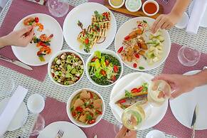 Avaton Luxury Beach Resort - Relais & Chateaux