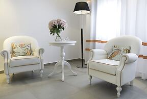 Avaton Luxury Beach Resort - Relais & Chateaux