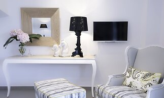 Avaton Luxury Beach Resort - Relais & Chateaux