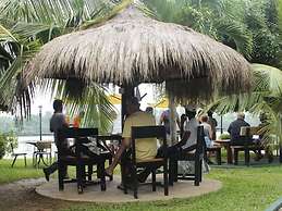 Thumbelina Apartments