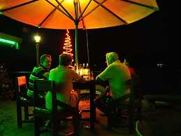 Thumbelina Apartments