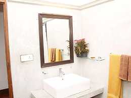 Thumbelina Apartments