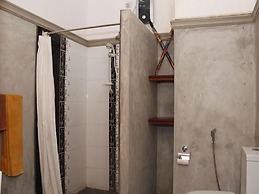 Thumbelina Apartments