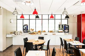 KYRIAD LYON EST - Stadium - Eurexpo