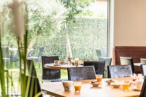 KYRIAD LYON EST - Stadium - Eurexpo