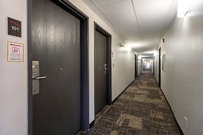 Red Roof Inn PLUS+ Huntsville