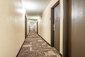 Red Roof Inn PLUS+ Huntsville