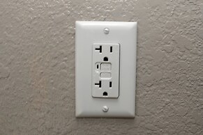 Red Roof Inn PLUS+ Huntsville