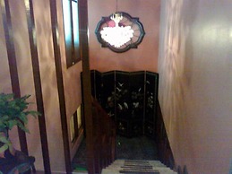 Charly's Place Hotel