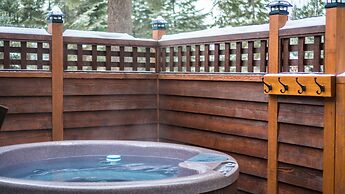 Cedar House Restaurant & Chalets