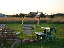 Amherst Cove Cottages