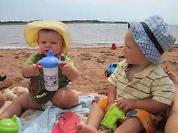 Amherst Cove Cottages