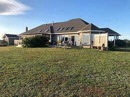 Amherst Cove Cottages