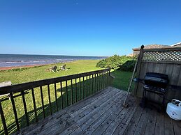 80 Oceanside Cottage