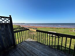 80 Oceanside Cottage