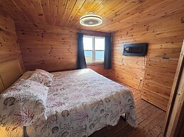 80 Oceanside Cottage