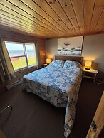 80 Oceanside Cottage