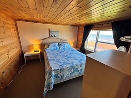 80 Oceanside Cottage