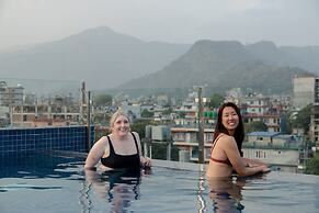 Dahlia Boutique Hotel