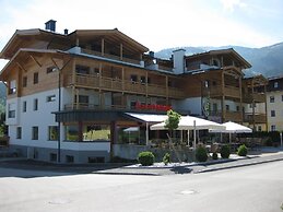 AvenidA Style Appartments by Alpin Rentals -incl Summercard