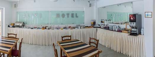 Aliki Hotel