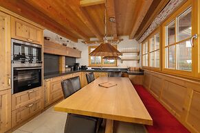AvenidA Panorama Chalet by Alpin Rentals