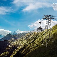 AvenidA Panorama Chalet by Alpin Rentals