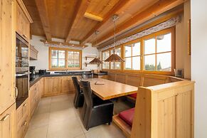AvenidA Panorama Chalet by Alpin Rentals