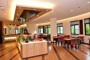 Hoya Resort Hotel Wuling