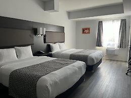 Travelodge by Wyndham Rigaud