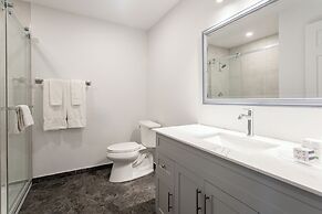 Travelodge by Wyndham Rigaud