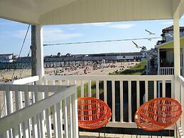 Copley LaReine Motel