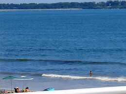 Copley LaReine Motel