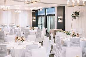 Courtyard by Marriott Calgary South