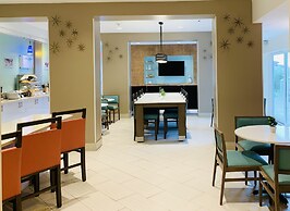 Holiday Inn Express & Suites Nassau by IHG